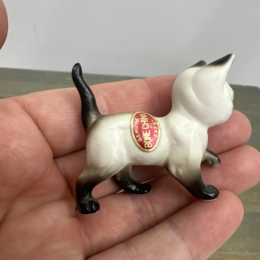 Lot 5 Vintage Bone China cat Miniatures Playful Kittens made Japan Foil Stickers